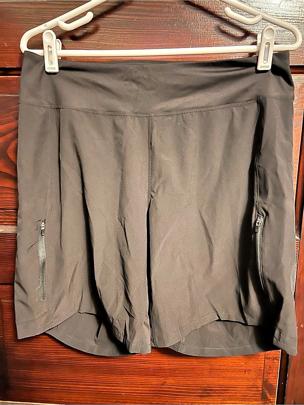 Patagonia Women's Tyrolean Bike Shorts Black Size 12 NWT
